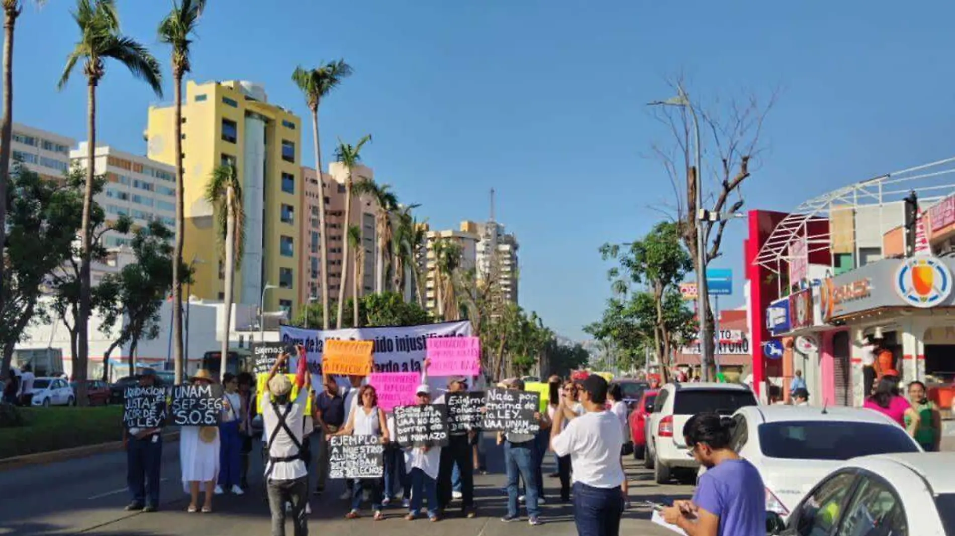 Bloqueo en Costera